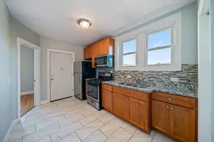 7822 S Kingston Ave, Chicago, IL 60649 - Photo 10