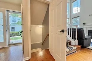 110 Pembroke Cir, Lake Bluff, IL 60044 - Photo 36