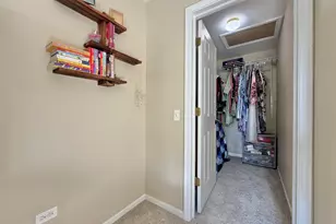 110 Pembroke Cir, Lake Bluff, IL 60044 - Photo 34