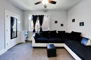 4607 S Calumet Ave, Chicago, IL 60653 - Photo 32