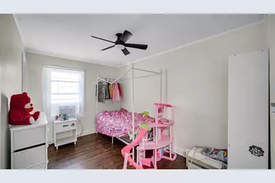 8755 S Merrill Avenue, Chicago, IL 60617 - Photo 22