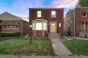 8755 S Merrill Ave, Chicago, IL 60617 - Photo 2
