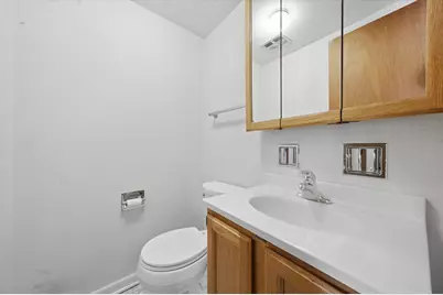 911 Waukegan Road #B, Deerfield, IL 60015 - Photo 14