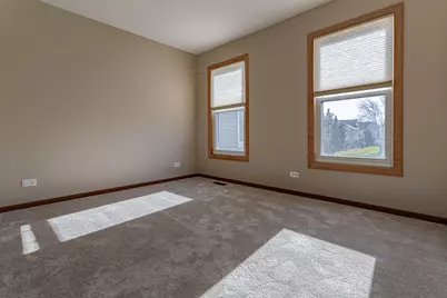 279 University Lane, Elk Grove Village, IL 60007 - Photo 16