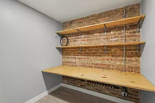6155 N Meade Ave, Chicago, IL 60646 - Photo 16