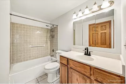 1901 Richmond Court #1901, Schaumburg, IL 60194 - Photo 10
