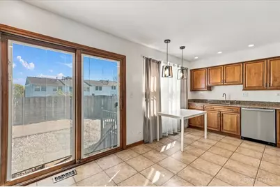 1901 Richmond Court #1901, Schaumburg, IL 60194 - Photo 6