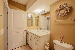 1327 E Washington St, Des Plaines, IL 60016 - Photo 22