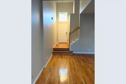 924 Elizabeth Drive, Streamwood, IL 60107 - Photo 2