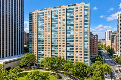 3180 N Lake Shore Drive #17F, Chicago, IL 60657 - Photo 1