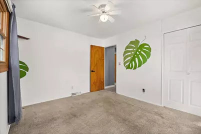 209 Iowa Avenue, Streator, IL 61364 - Photo 22