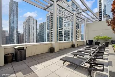 201 N Westshore Drive #2804, Chicago, IL 60601 - Photo 26