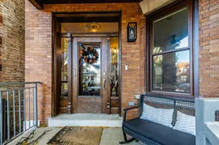 1633 W Winona St, Chicago, IL 60640 - Photo 2