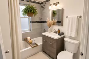 1059 N Central Park Ave, Chicago, IL 60651 - Photo 8