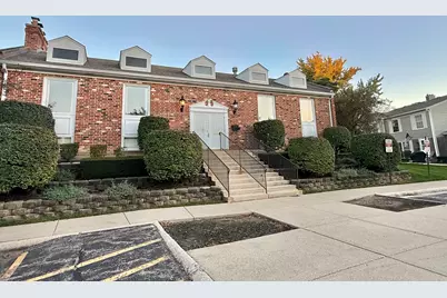 1677 Trowbridge Court #A, Wheaton, IL 60189 - Photo 18