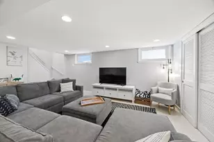 9431 Congress Park Ave, Brookfield, IL 60513 - Photo 18