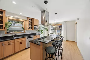 9431 Congress Park Ave, Brookfield, IL 60513 - Photo 12