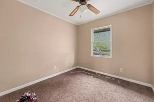 270 Chappel Ave, Calumet City, IL 60409 - Photo 6