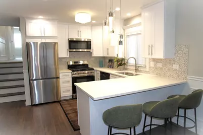 9042 S Emerald Avenue, Chicago, IL 60620 - Photo 6