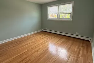 6842 S Campbell Ave, Chicago, IL 60629 - Photo 10
