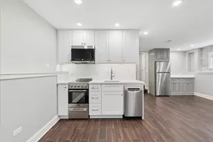 1441 W Wolfram St, Chicago, IL 60657 - Photo 10