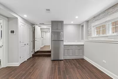 1441 W Wolfram Street #G, Chicago, IL 60657 - Photo 8