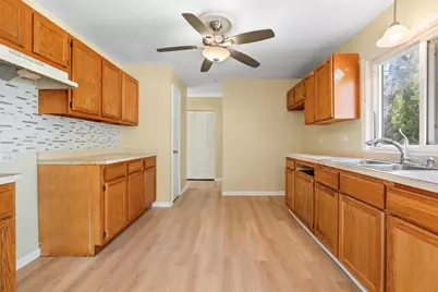 15326 Cherry Lane, Markham, IL 60428 - Photo 8