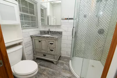 5N712 Garden Avenue, Roselle, IL 60172 - Photo 6