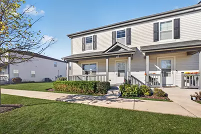 63 E Robinson Avenue, Cortland, IL 60112 - Photo 2