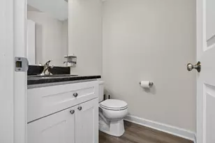 63 E Robinson Ave, Cortland, IL 60112 - Photo 16
