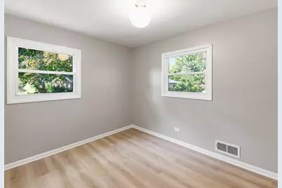5905 Lee Avenue, Downers Grove, IL 60516 - Photo 18