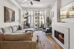 1000 W Adams St, Chicago, IL 60607 - Photo 2