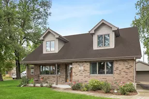7024 Garden Ln, Bridgeview, IL 60455 - Photo 2
