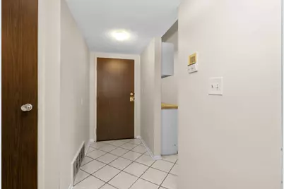 1265 N Sterling Avenue #204, Palatine, IL 60067 - Photo 4