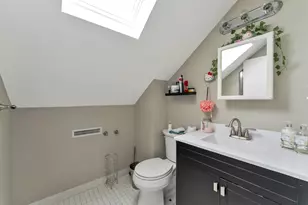 5758 W 82nd Pl, Burbank, IL 60459 - Photo 12