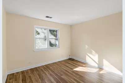 1081 Lakewood Circle, Carol Stream, IL 60188 - Photo 12