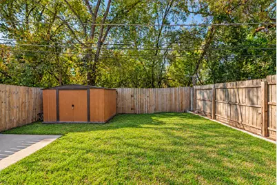 9406 Meadow Lane, Des Plaines, IL 60016 - Photo 26
