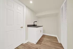 7140 S Winchester Ave, Chicago, IL 60636 - Photo 22