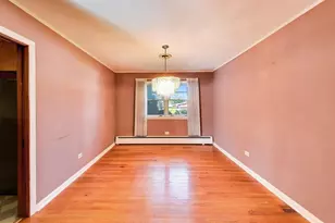 102 W Stratford Pl, Mount Prospect, IL 60056 - Photo 12