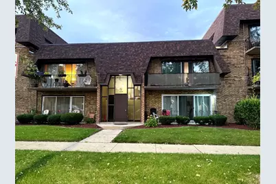 7004 99th Street #204E, Chicago Ridge, IL 60415 - Photo 1