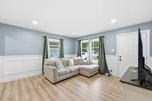 1888 Andover Ct, Chicago Heights, IL 60411 - Photo 6