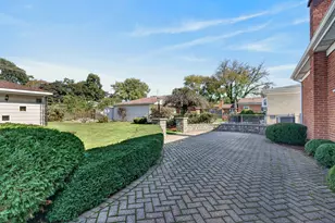 1916 Laura Ln, Des Plaines, IL 60018 - Photo 26