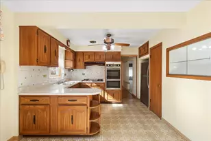 4525 N Pontiac Ave N, Norridge, IL 60706 - Photo 20