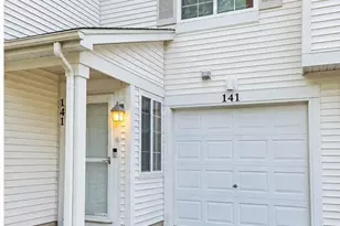 141 Heather Glen Dr, Aurora, IL 60504 - Photo 2