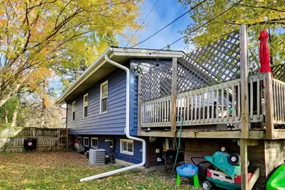 2615 Forest Glen Parkway, Woodridge, IL 60517 - Photo 24