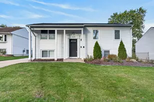 1634 Amy Ave, Glendale Heights, IL 60139 - Photo 1
