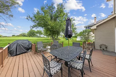 8425 Creekside Lane, Darien, IL 60561 - Photo 24