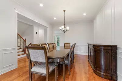16W530 Bluff Road, Willowbrook, IL 60527 - Photo 4