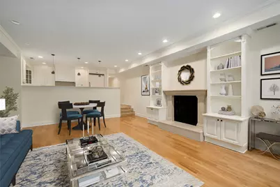 82 E Elm Street #1, Chicago, IL 60611 - Photo 2