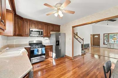 739 W Terrace Street, Villa Park, IL 60181 - Photo 6